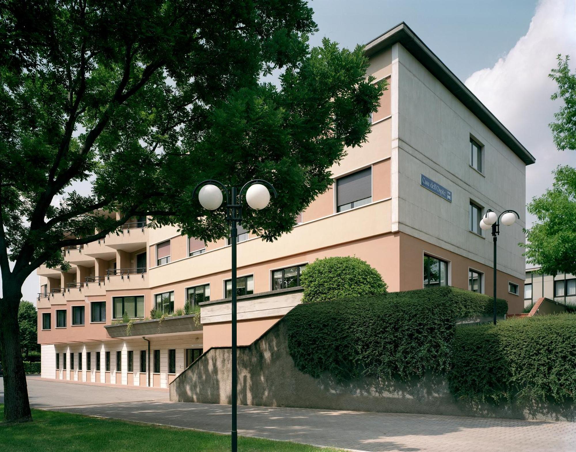 Albergo Casa Dell'Ospite Брешия Экстерьер фото