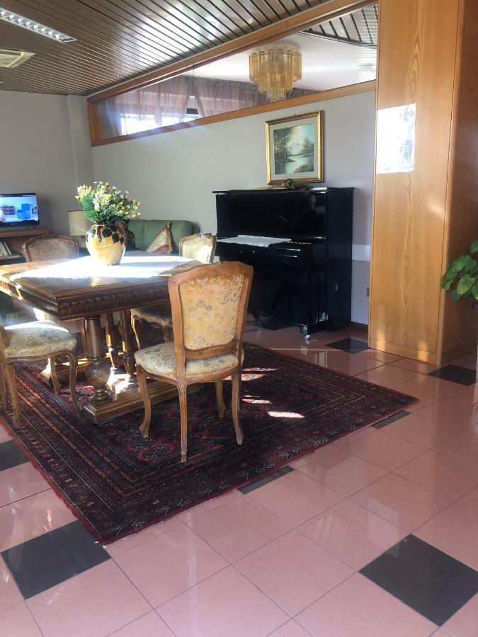Albergo Casa Dell'Ospite Брешия Экстерьер фото